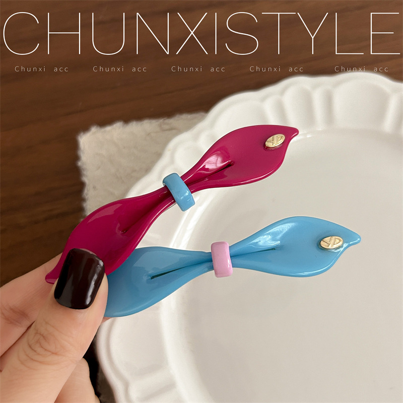 YD Korea France Gold Label Willow Leaf Fresh Spring Clip, gentle and sweet candy-colored bow hair clip side clip Application Scenario