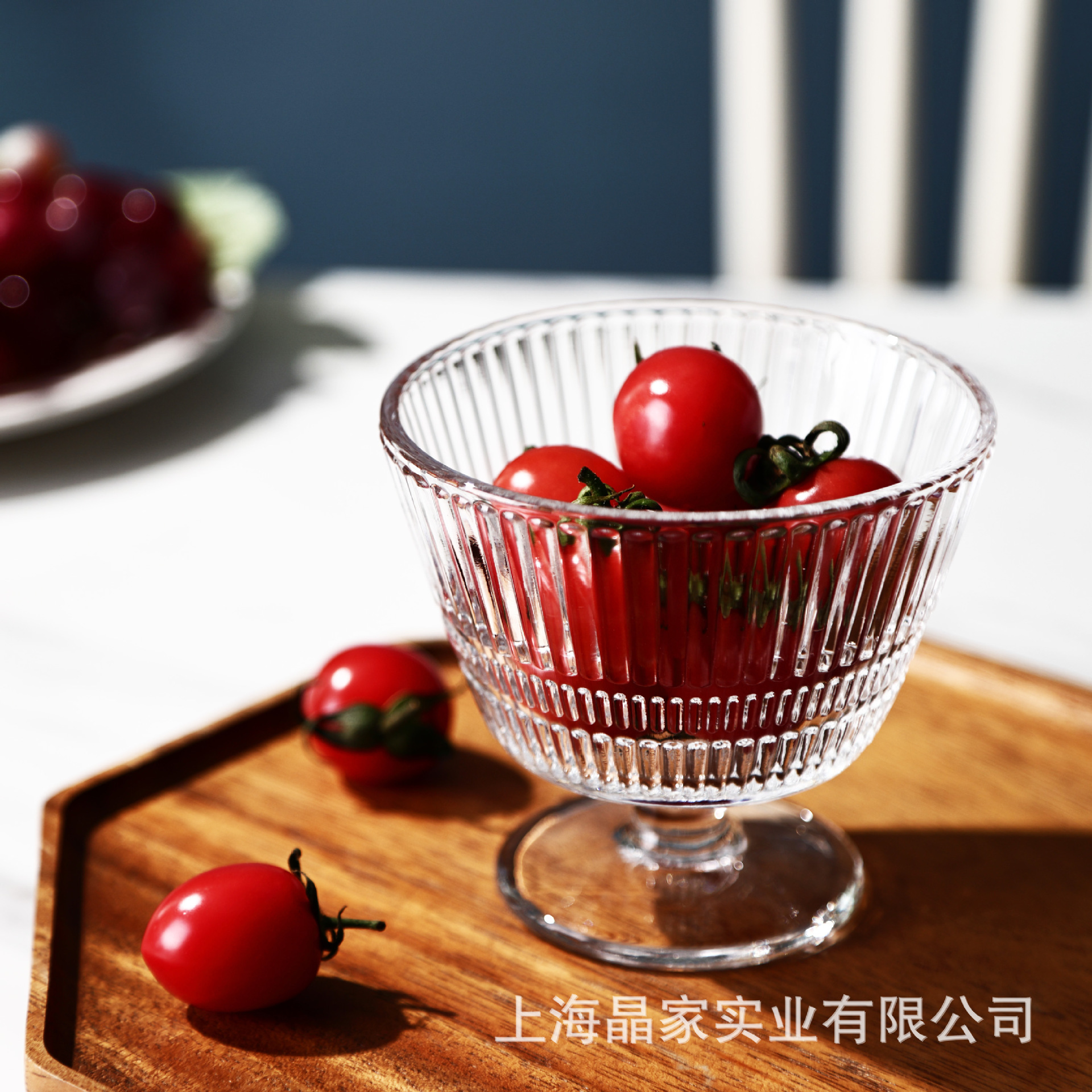 New vertical pattern retro embossed glass dessert cups, fruit ice cream yogurt cups, pudding milkshake cups can be printed with logos full figure