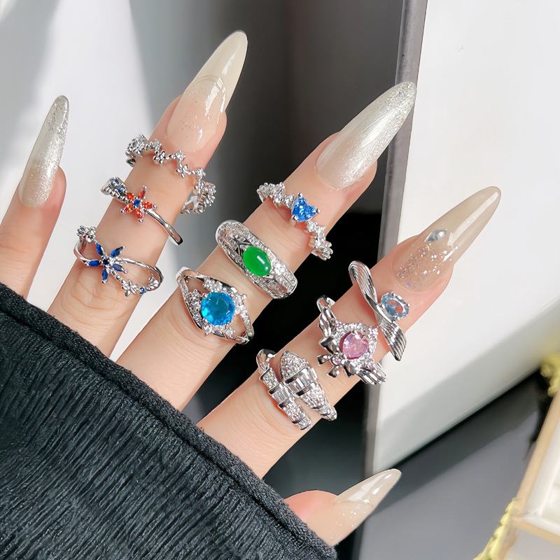 Snake-shaped zodiac year light luxury full diamond open ring, women's fashion, flower fashion, cold style, niche design index finger ring full figure