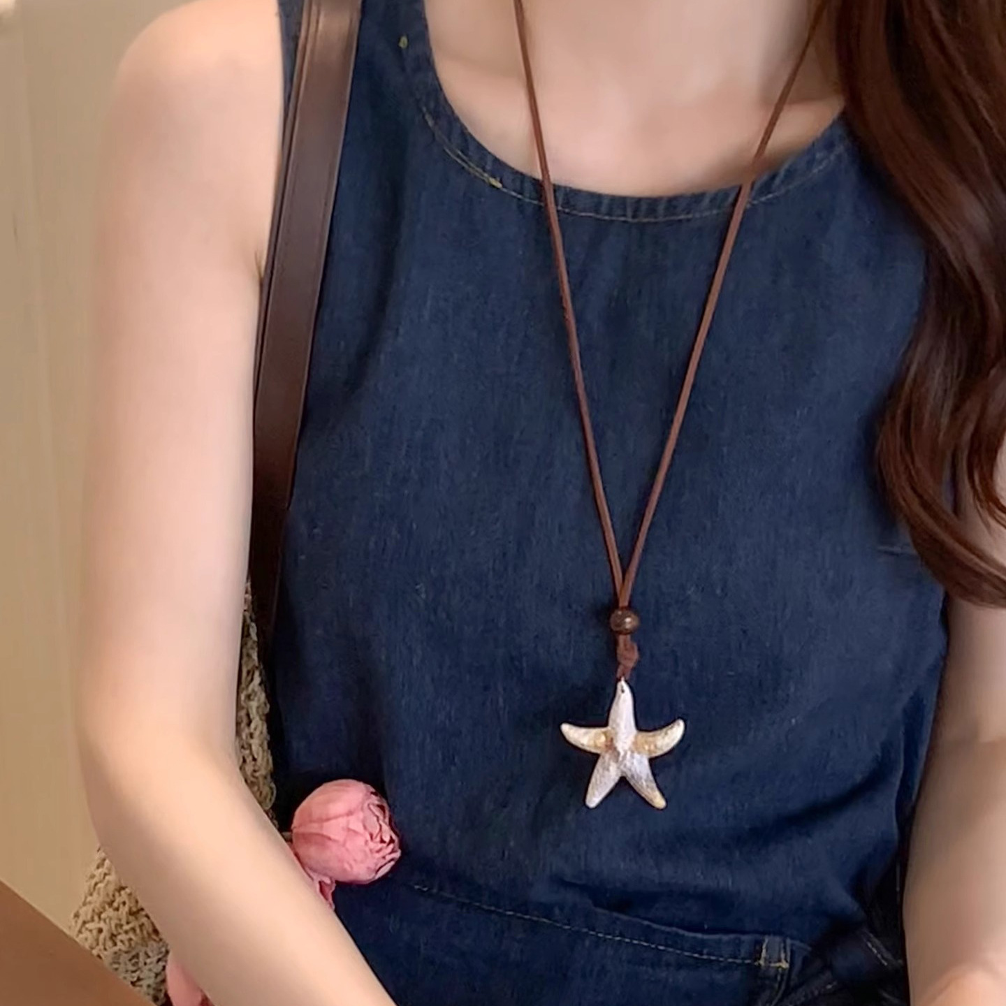 Starfish Pie Star Pendant Necklace for women, a light luxury and niche design long accessory, a sweet and cool seaside girl collarbone chain Specification drawing