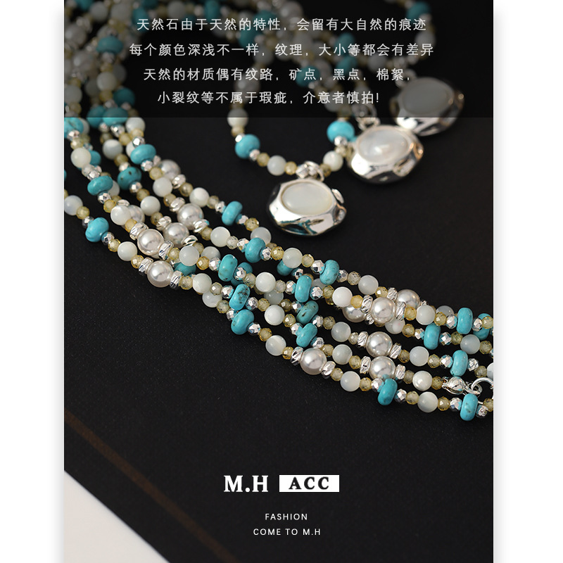 French retro turquoise beaded necklace for women, exquisite, niche, high-end and light luxury style, versatile collarbone chain and neck chain wholesale Application Scenario