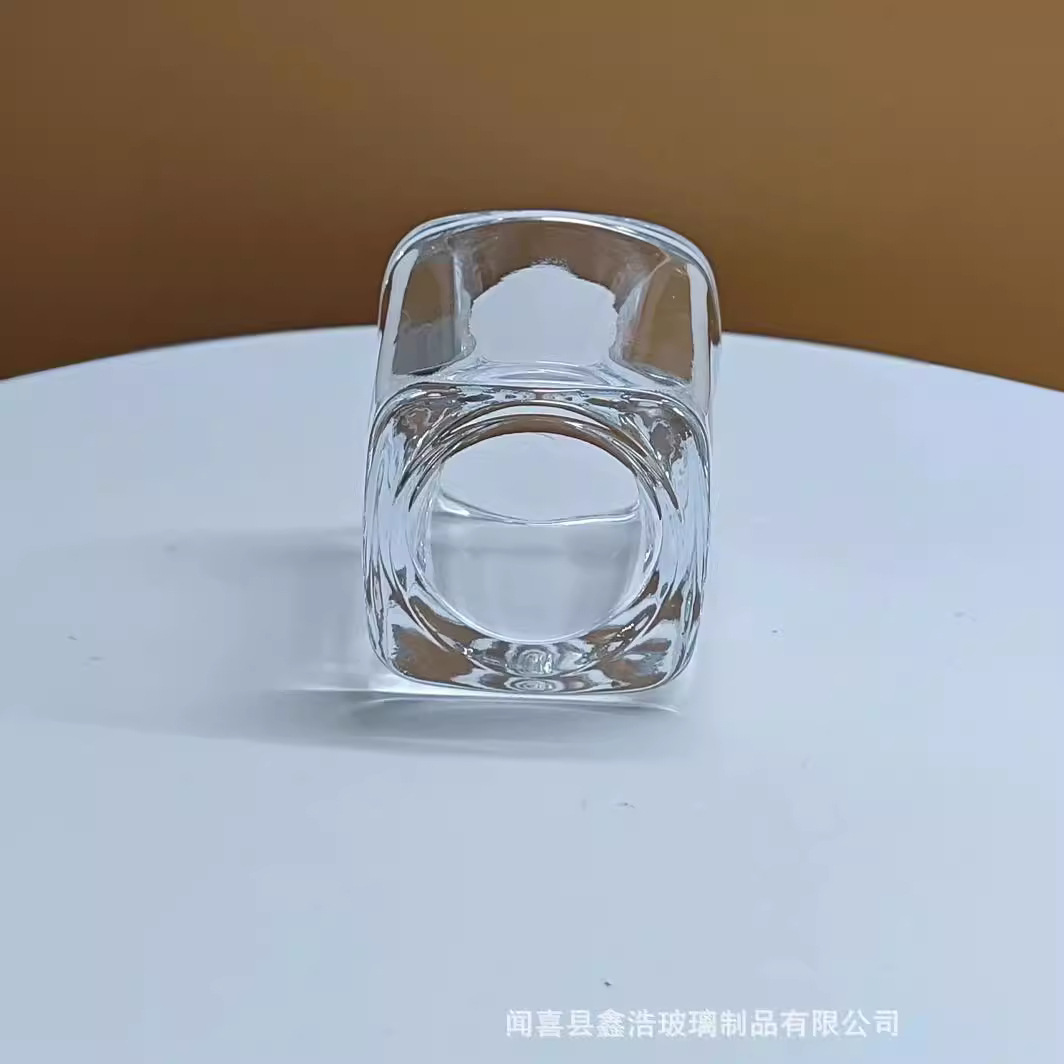 Cocktail glasses, vodka glasses, square glass cups, 60ml wine glasses, spirits glasses for bars, restaurants, KTVS Application Scenario