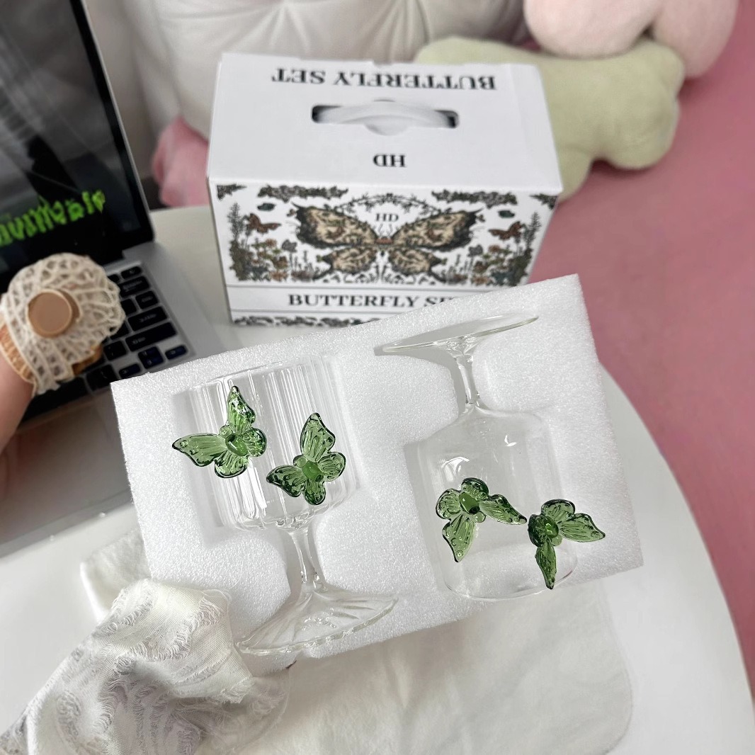 Butterfly highball glass, girls' champagne glass, high boron glass, household high-appearation-level cocktail glass, juice cocktail glass Application Scenario