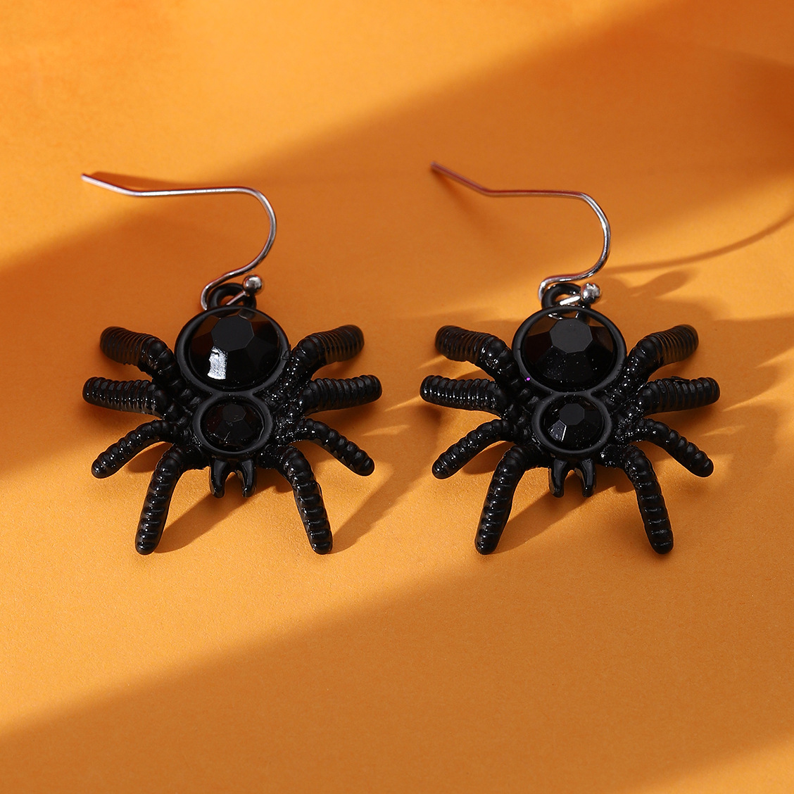 New Halloween earrings, girls' funny little devil bat spider pumpkin earrings, cross-border festival earrings wholesale Specification drawing