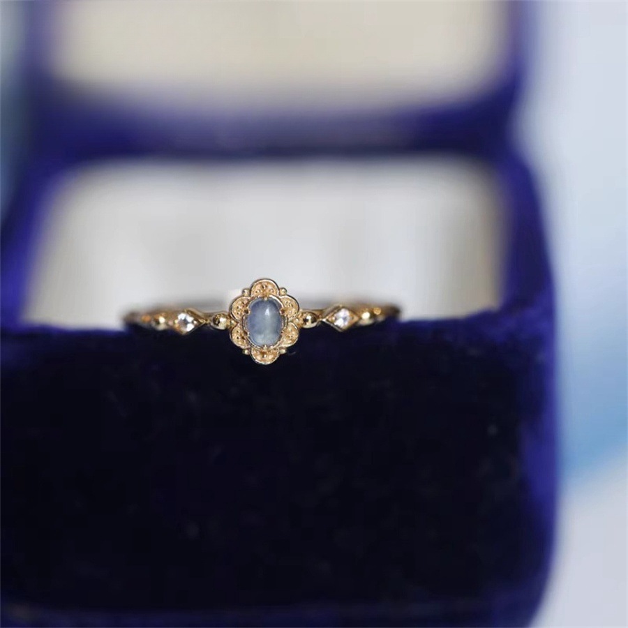 Blue sky Daisy Japanese-style smiling face flower edge aquamarine ring, a girl's fresh, light luxury, versatile and high-end ring trend details Picture