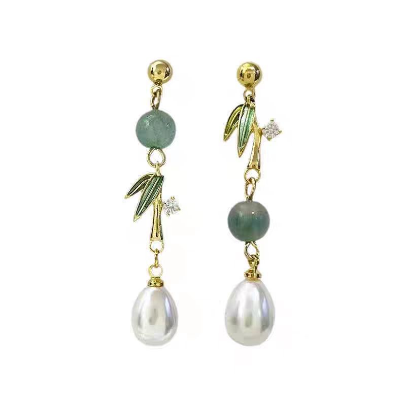 New Chinese-style bamboo leaf tassel pearl stud earrings for women, 2024 new best-selling Chinese-style earrings, high-end ancient-style earrings Item Picture
