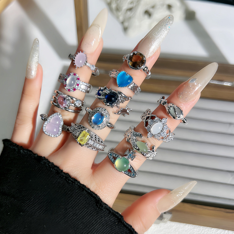New Chinese-style retro light luxury chalcedony moonstone open ring, a cold and elegant feminine style, a sweet and cool niche index finger ring full figure
