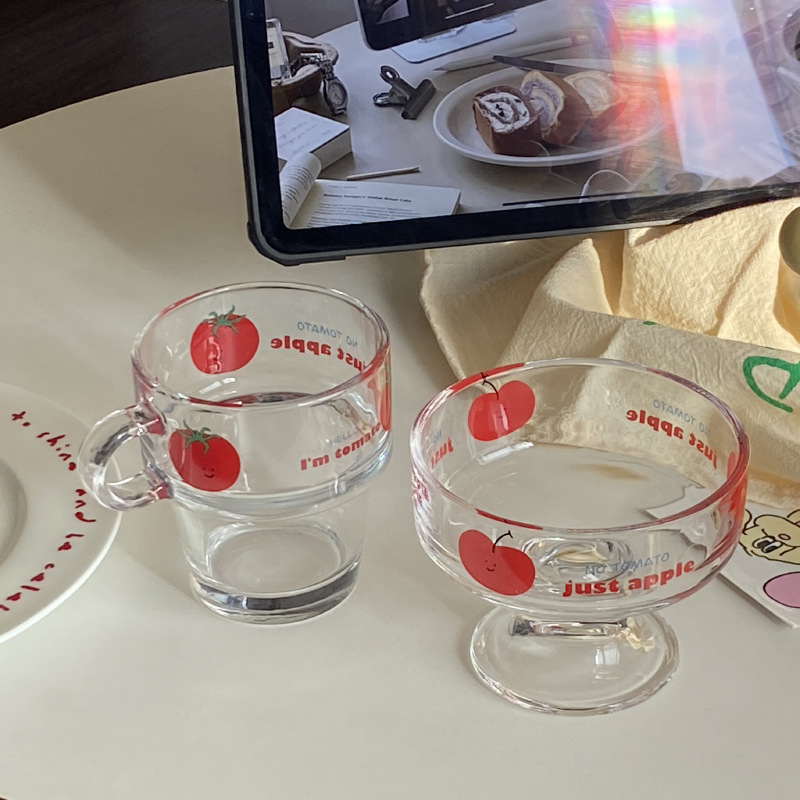 A niche retro tomato glass cup with a simple and Chinese-style Instagram cute apple coffee cup as a couple's gift Item Picture