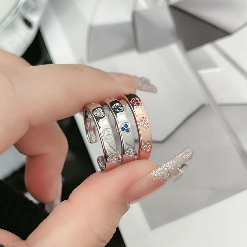 The new 2024 niche design of the high-end ring, a light luxury and exquisite heart-shaped ring, is fashionable and individualistic for women details Picture