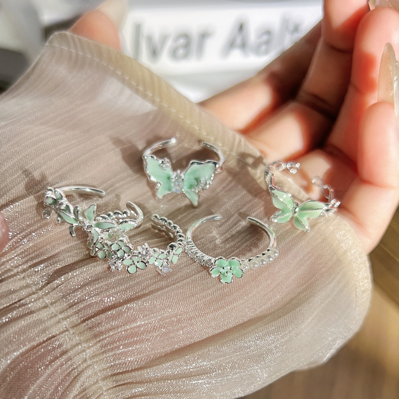 Summer atmosphere Mambo mint green drip glaze butterfly open ring, sweet and whitening for women, flower cold style ring full figure