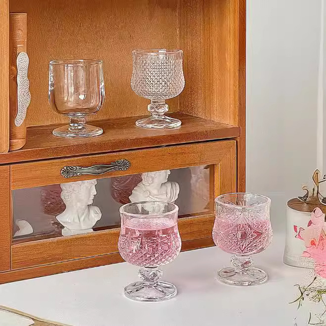 Factory wholesale vintage European diamond-patterned highball glasses, glass creative spirits glasses, foreign wine glasses, red wine glasses and juice glasses Specification drawing