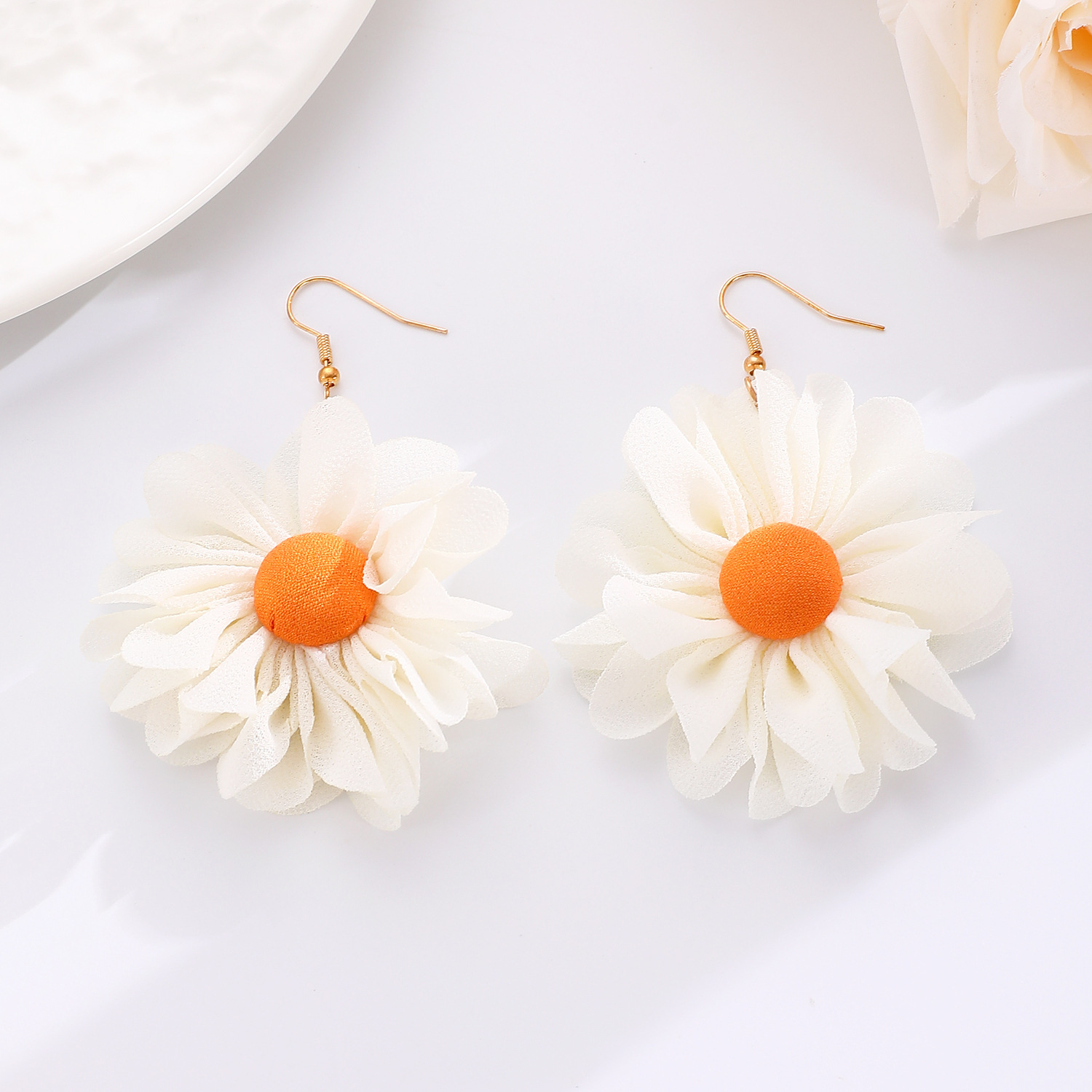 Cross-border TEMU Bohemian-style frellia textile earrings, women's beach and seaside matching earrings, fresh and cute Specification drawing