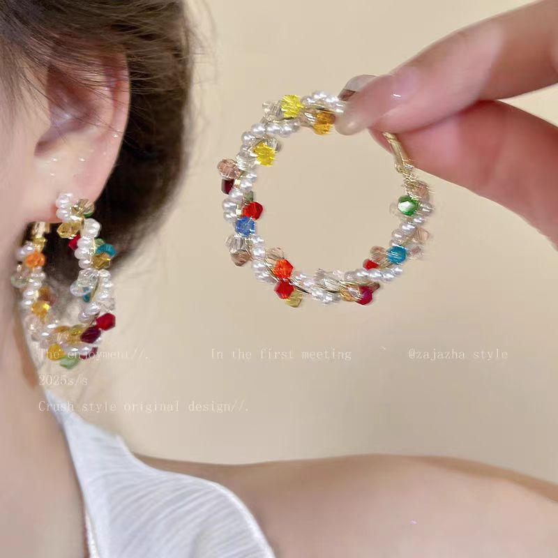 Color-blocking summer ~ Colorful pearl wrap ear rings, women's niche design, exaggerated earrings, and colorful dopamine earrings Specification drawing