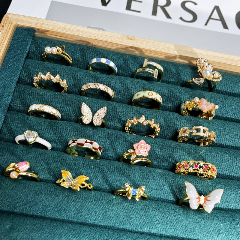 Light luxury enamel drop glaze butterfly flower ring, a niche design for women, fashionable and versatile, with a high-end feel. Adjustable index finger ring Specification drawing