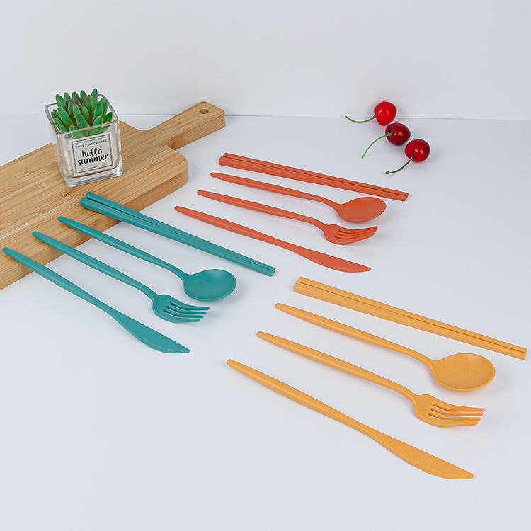 Cross-border portable wheat straw tableware set, plastic knife, fork, spoon, chopsticks and tableware four-piece set, gift manufacturer wholesale details Picture