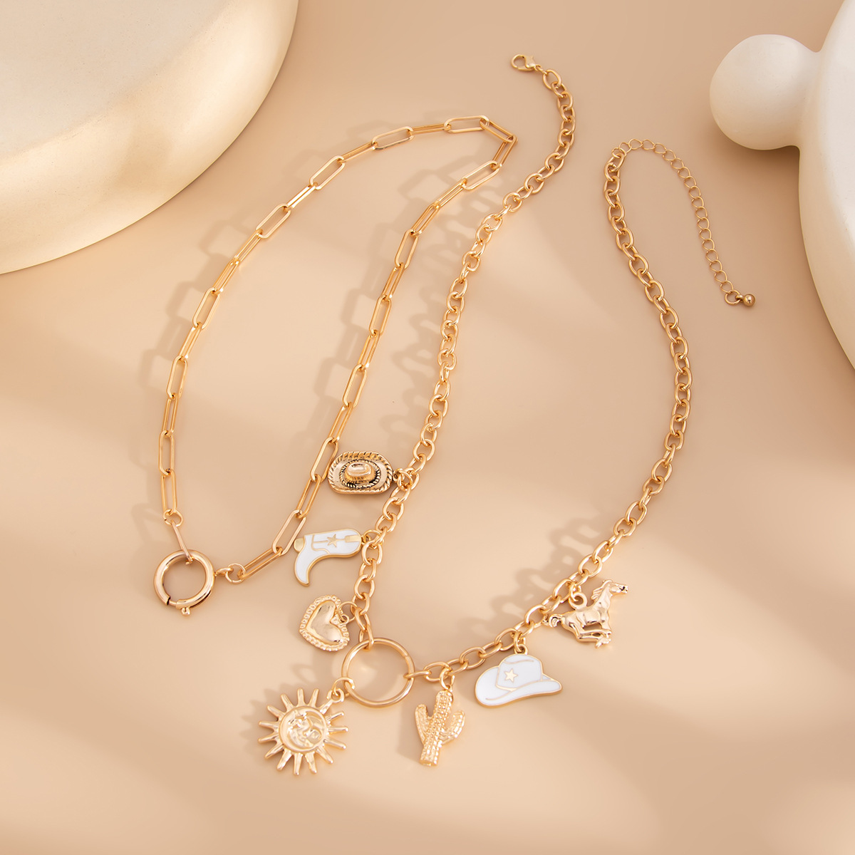 European and American cross-border jewelry Summer Beach series pendant necklace, vacation style heart sun cross chain, collarbone chain Application Scenario