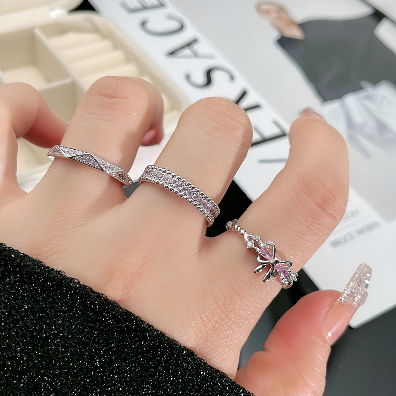 Sweet bow pink diamond, small and elegant open ring, niche and simple plain ring, versatile and high-end geometric ring details Picture