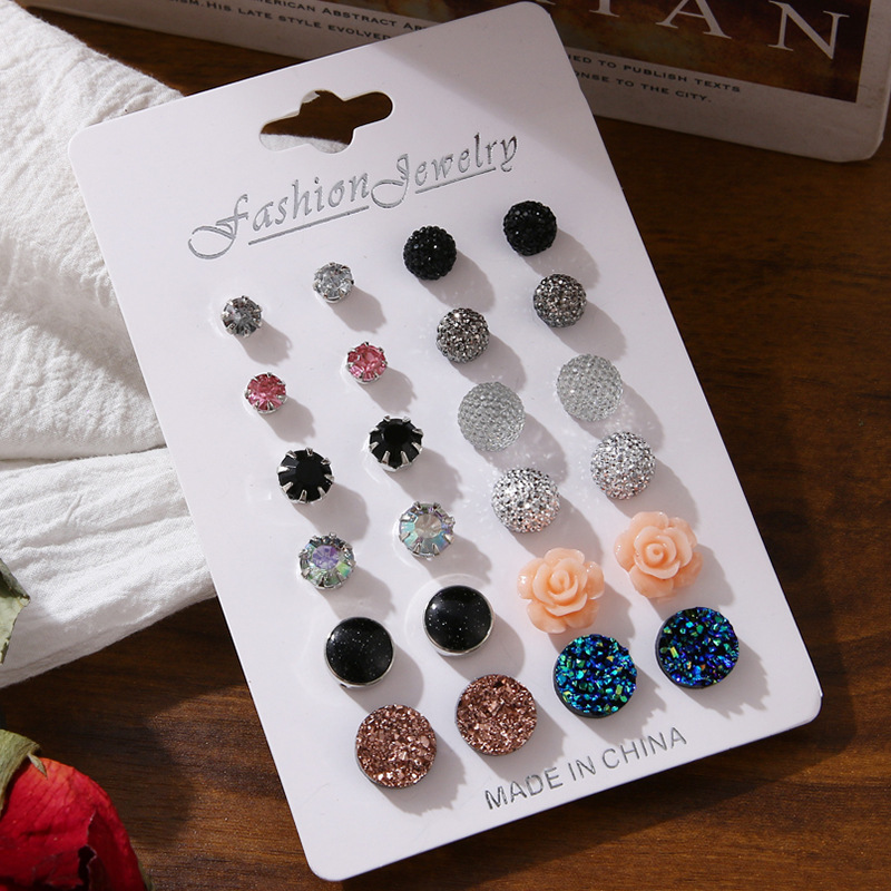 New cross-border ear stud set accessories: Rose crystal ball earrings, heart-shaped personalized ear stud set, 12 pairs set Application Scenario