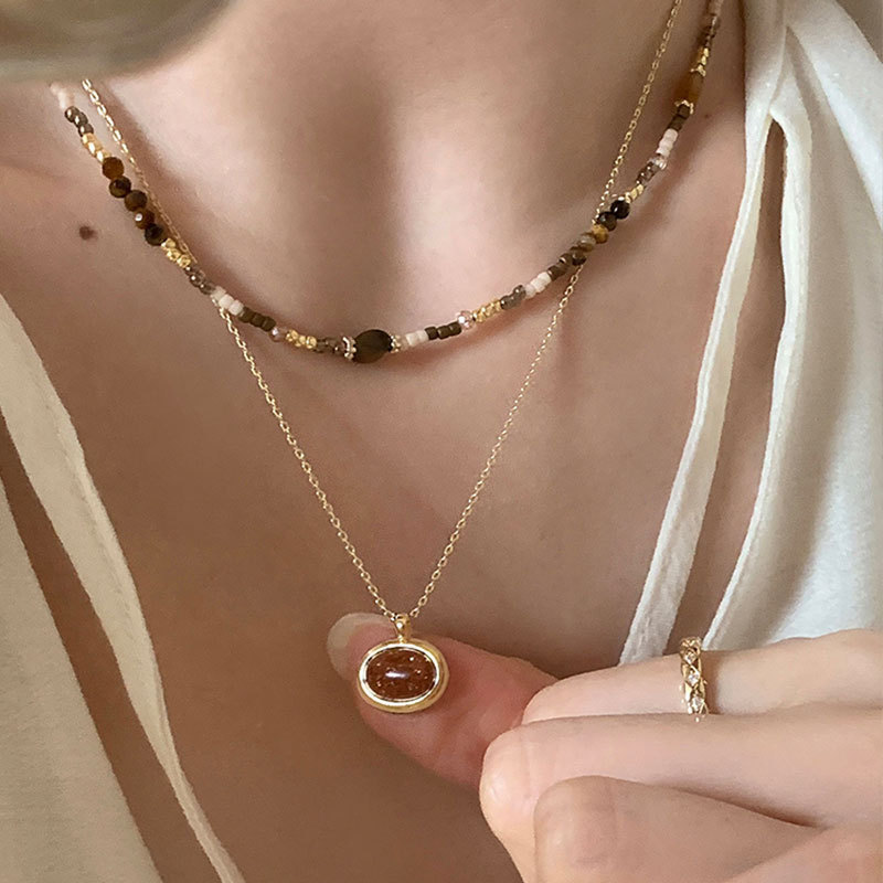 A unique and retro tiger's eye stone beaded layered necklace for women's Maillard, a fashionable and versatile necklace sweater chain Specification drawing