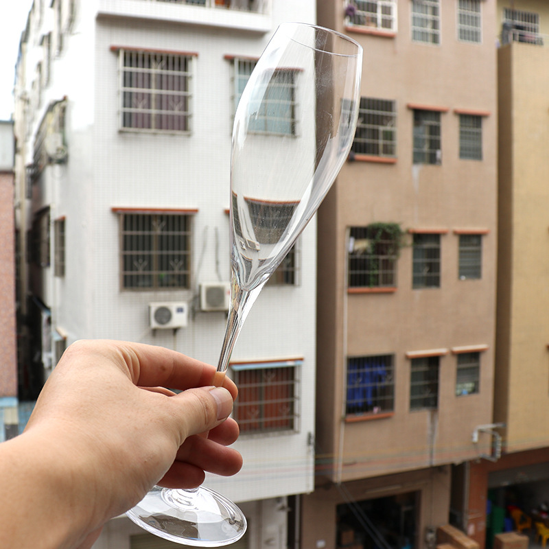 Handcrafted crystal glass champagne glasses, sparkling glasses, flute glasses, tall wine glasses, the same style as the New best friend Era, are available in stock Specification drawing