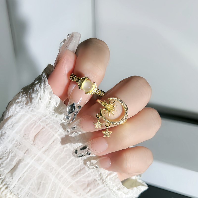 The 2024 new collection features a Chinese-style star and moon tassel open ring. It's a sophisticated and cold style for women, fashionable and versatile, and a trend for best friend rings details Picture