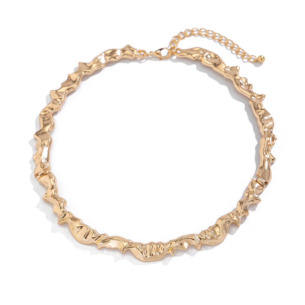 A simple and retro choker lava alloy necklace featuring irregular pleated liquid necklaces from Europe and America Item Picture
