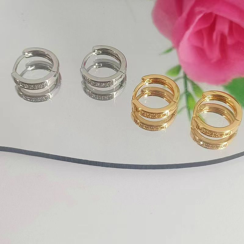 Light luxury, compact, micro-inlaid diamond ear buckles, feminine charm, niche, versatile, simple, fashionable and high-end ear stud earrings full figure