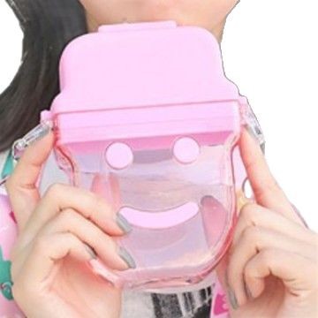 Yafieqi Cross-border e-commerce wholesale creative cartoon smiling face children's ice cream plastic water cup crossbody strap water bottle Item Picture