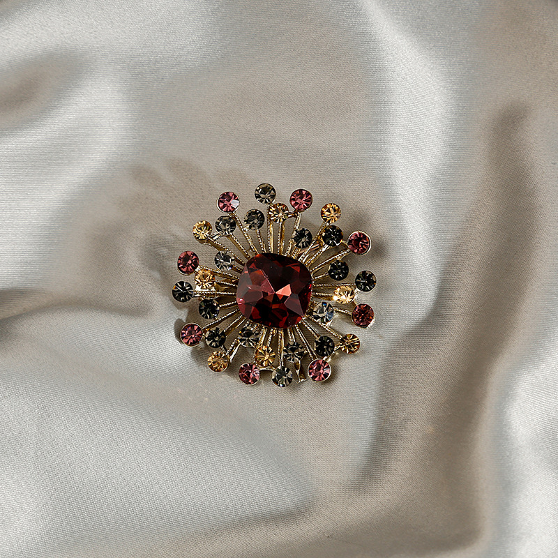 European and American light luxury, high-end elegance, luxurious ballet brooch, fashionable, dignified and sweet crystal flower brooch Specification drawing