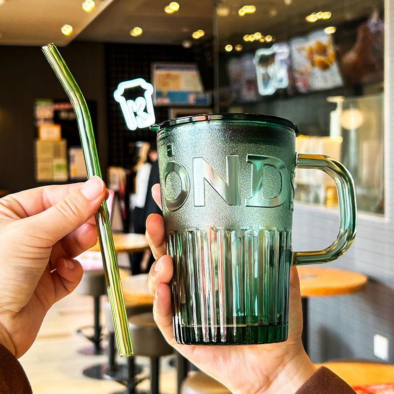 Factory wholesale couple glass cups with handles, straws, high-temperature resistant cups, single-layer office and household simple water cups Application Scenario
