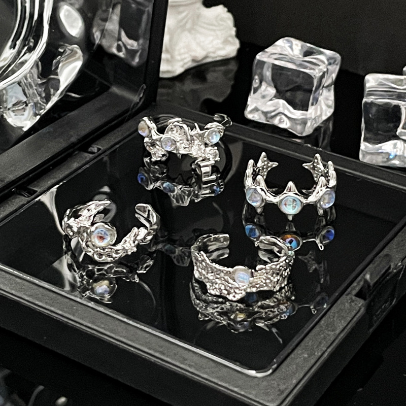 Irregular-textured pleated moonstone open ring, a simple, individual and versatile cross-border ring accessory for women Application Scenario