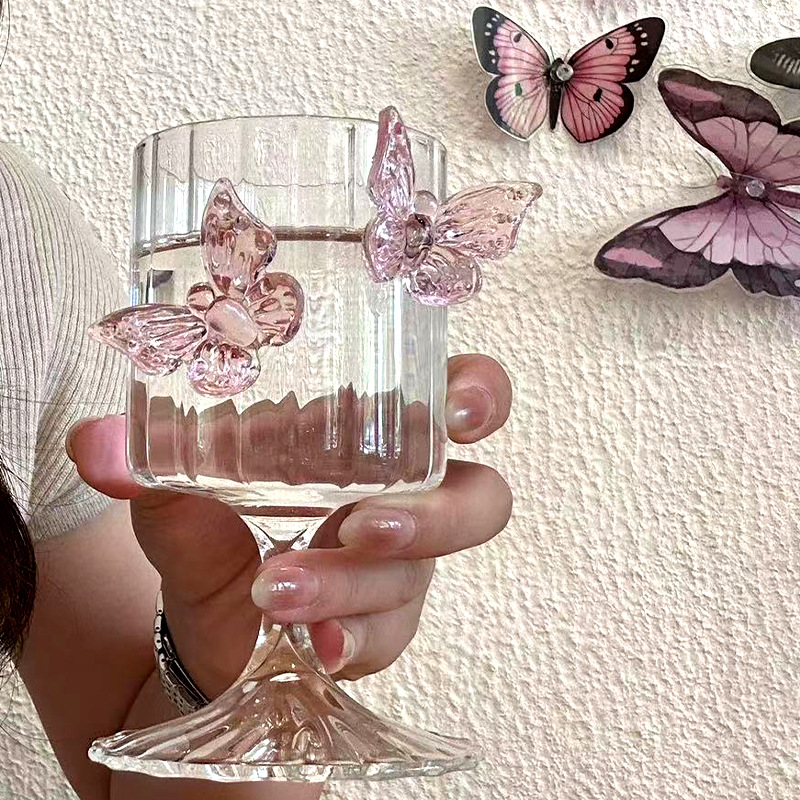 Original designer tall glass, ins high appearance level butterfly wine glass, butterfly water glass, champagne wine glass, cocktail glass Specification drawing