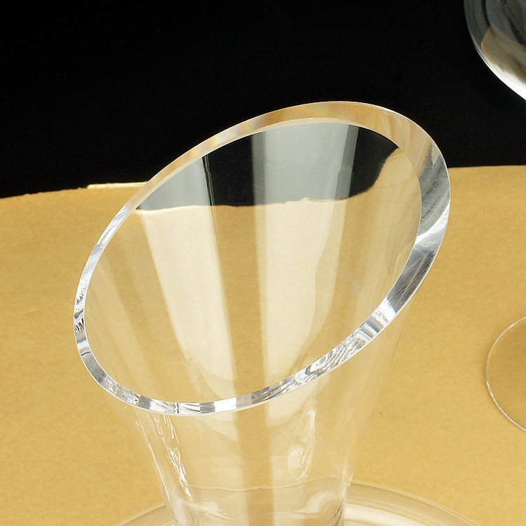 Transparent glass decanter, slanted mouth with handle pot, large belly decanter, cold cut decanter, factory direct sales at special price Specification drawing