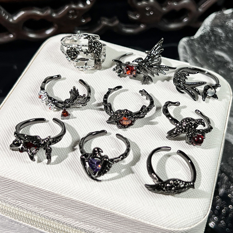 Sweet and cool dark crow punk personality thorn niche ring women's fashion cold style hot girl trendy ins ring full figure