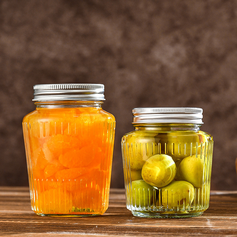 Glass-sealed storage jars, striped glass jam bottles, fruit cans, pickles bottles, beef chili sauce bottles details Picture