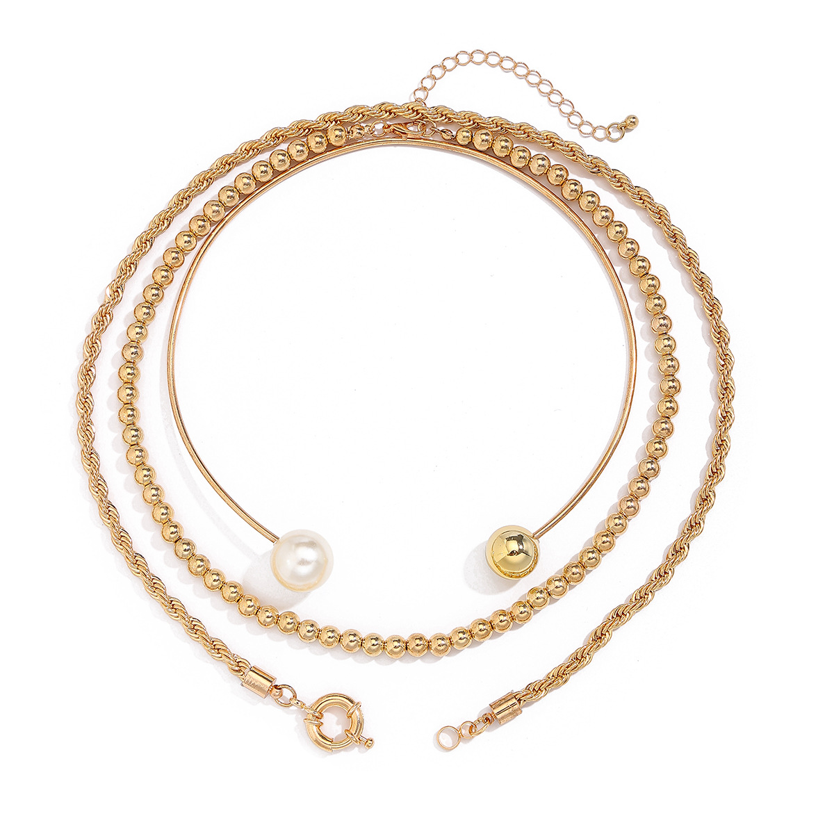 This is an Instagram-style imitation pearl twisted necklace from Europe and America, a versatile geometric round multi-layer collarbone chain Item Picture