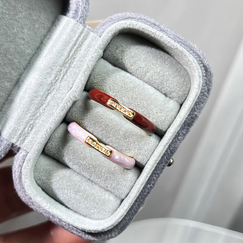 The new autumn and winter sweet and cool enamel red drip glaze fine ring simple open ring is a fashionable and high-end niche ring for women details Picture