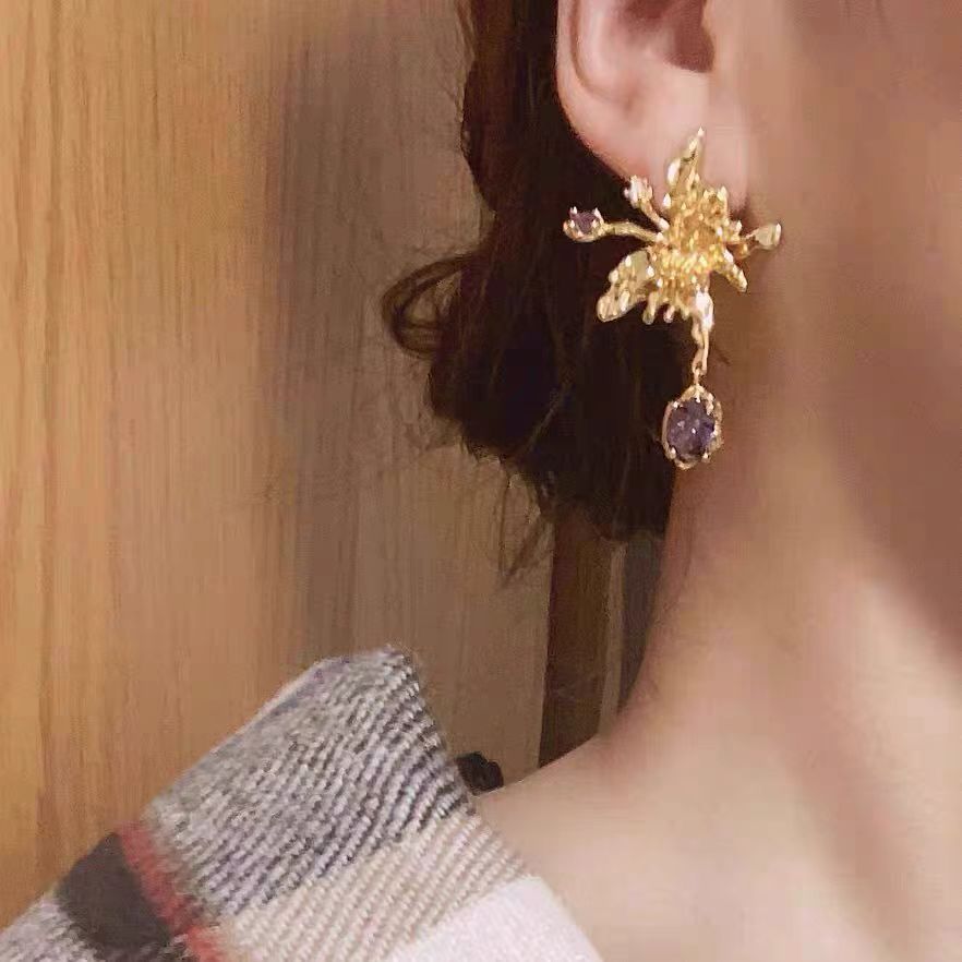 Butterfly ultra-exquisite heavy industry diamond-encrusted earrings, three-dimensional butterfly design, retro vintage earrings and stud earrings full figure