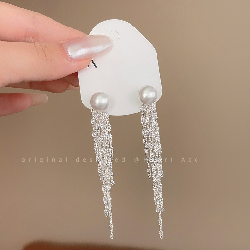 Super shiny metal chain with tassel pearl stud earrings, feminine retro earrings, personalized long earrings and earrings Specification drawing