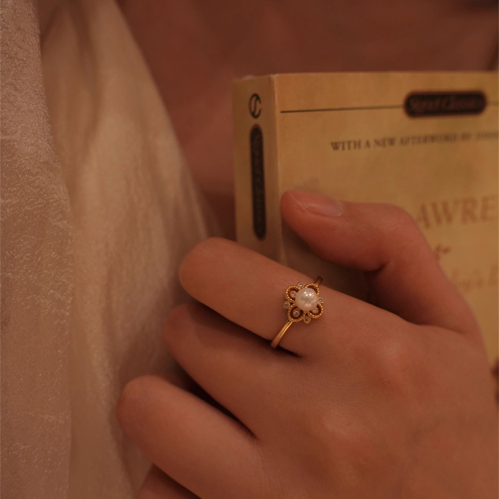 French vintage lace diamond-encrusted pearl ring, women's high-end and light luxury index finger ring, open ring trend Item Picture