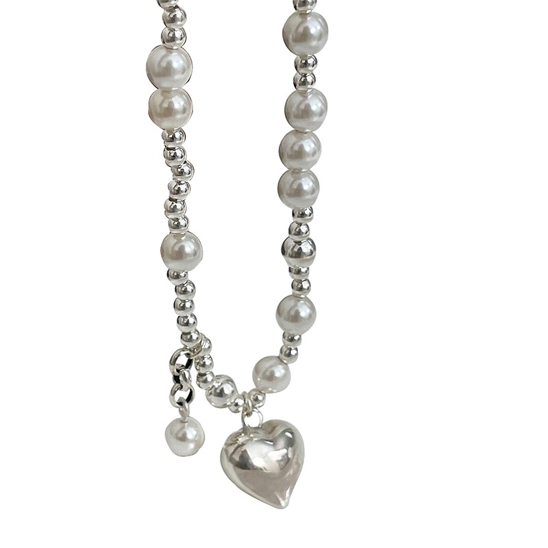 Silver heart-shaped pearl round bead necklace for women, spring and summer style, tassel feel, light luxury and grand collarbone chain, ins style Item Picture