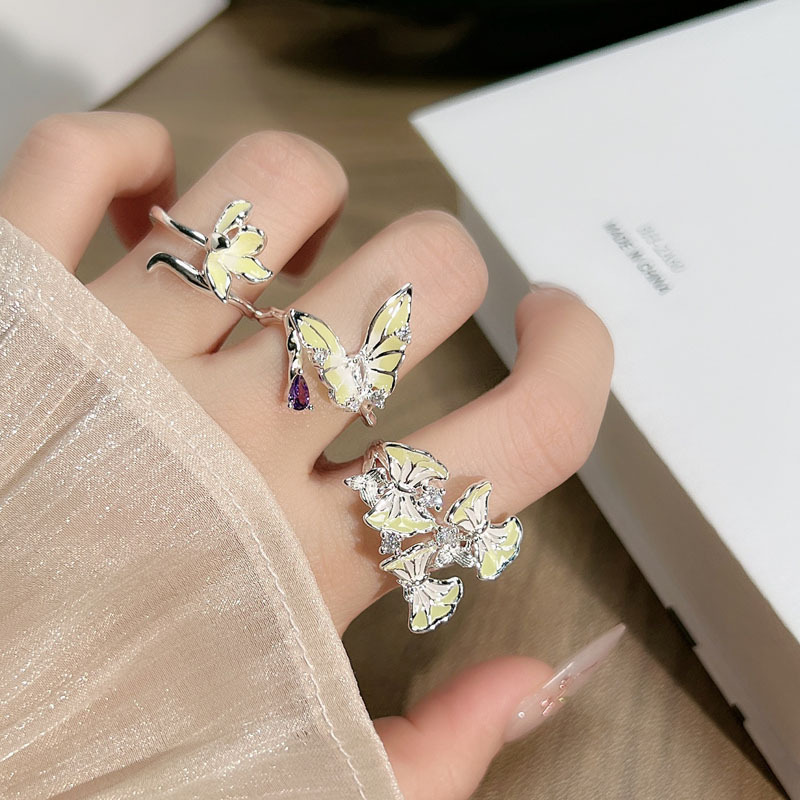 Korean version exquisite and dynamic butterfly gradient tender yellow enamel ring, a new sweet, cool, gentle and fashionable index finger ring for women details Picture