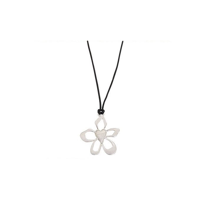 Korean Instagram blogger's hollowed-out flower pendant necklace is a feminine black rope that can be pulled and adjusted. It's a long sweater chain Item Picture