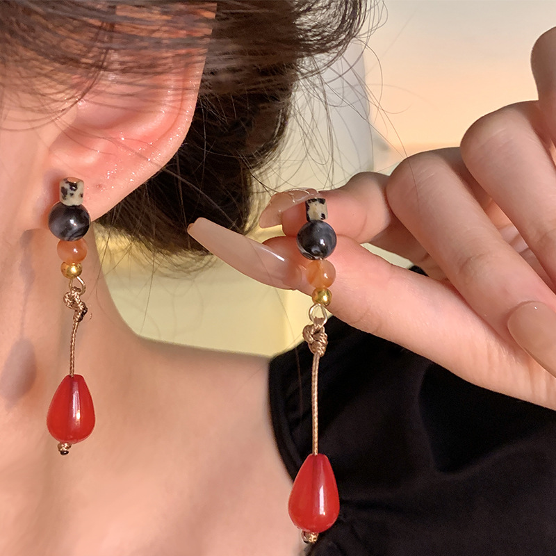 New Chinese-style ancient-style beaded tassel earrings, women's traditional Chinese style simple water drop earrings, elegant cheongsam Hanfu earrings wholesale details Picture