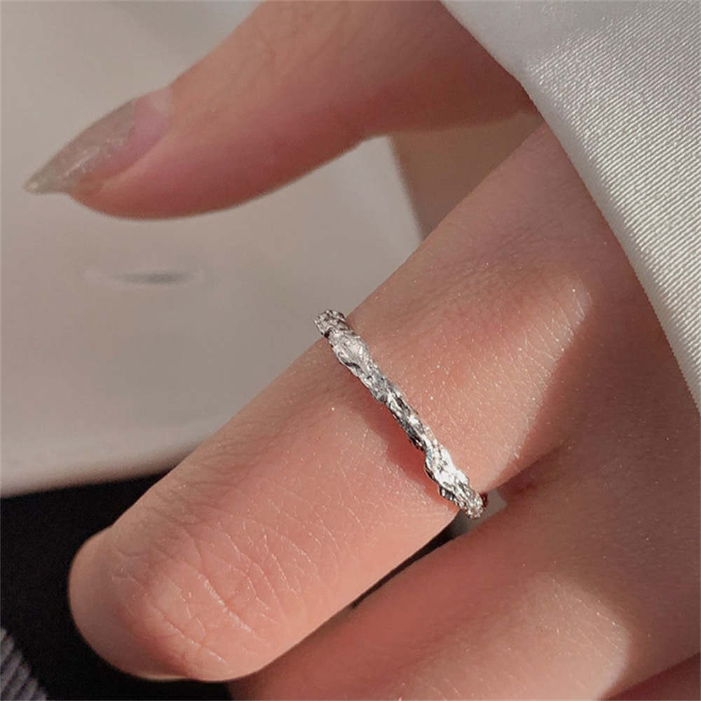 925 sterling silver pleated tin foil texture ring for women's ins, cold style, niche design, individual and simple open ring trend Application Scenario