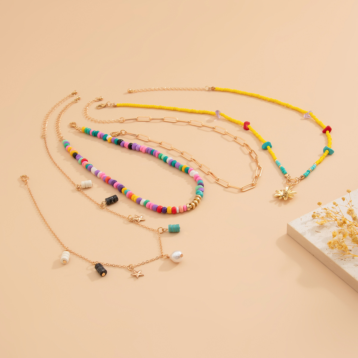 European and American cross-border jewelry, personalized style mermaid tassel pendant necklace set, niche alloy multi-layer collarbone chain Application Scenario