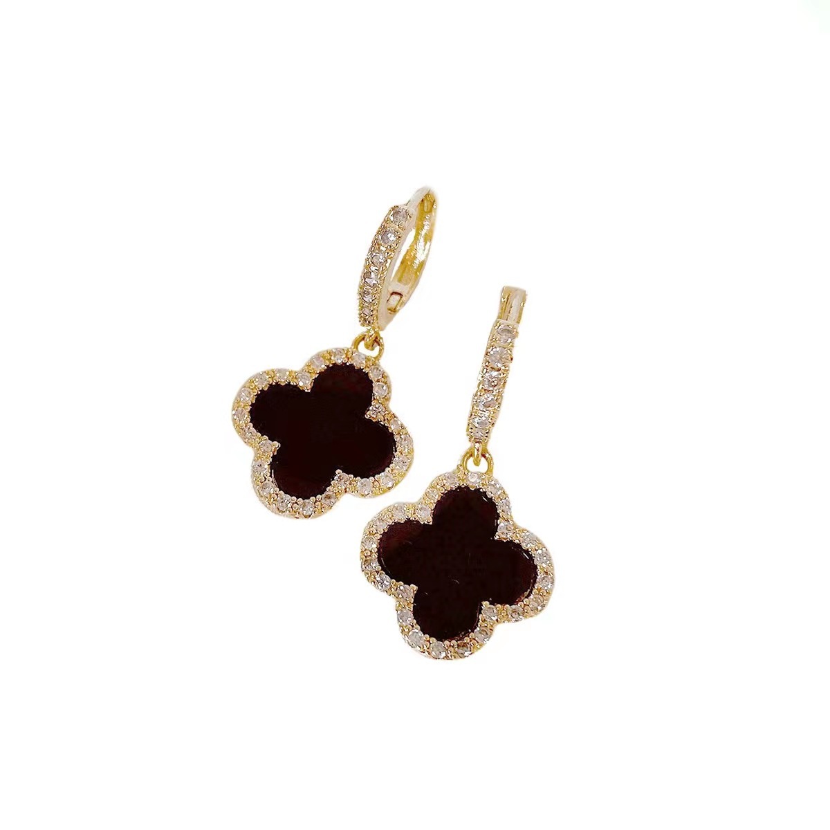 Four-leaf Clover earrings, a new style of trendy and exquisite micro-inlay ear rings in 2025, are popular and niche, with a sense of high-end design for women Item Picture