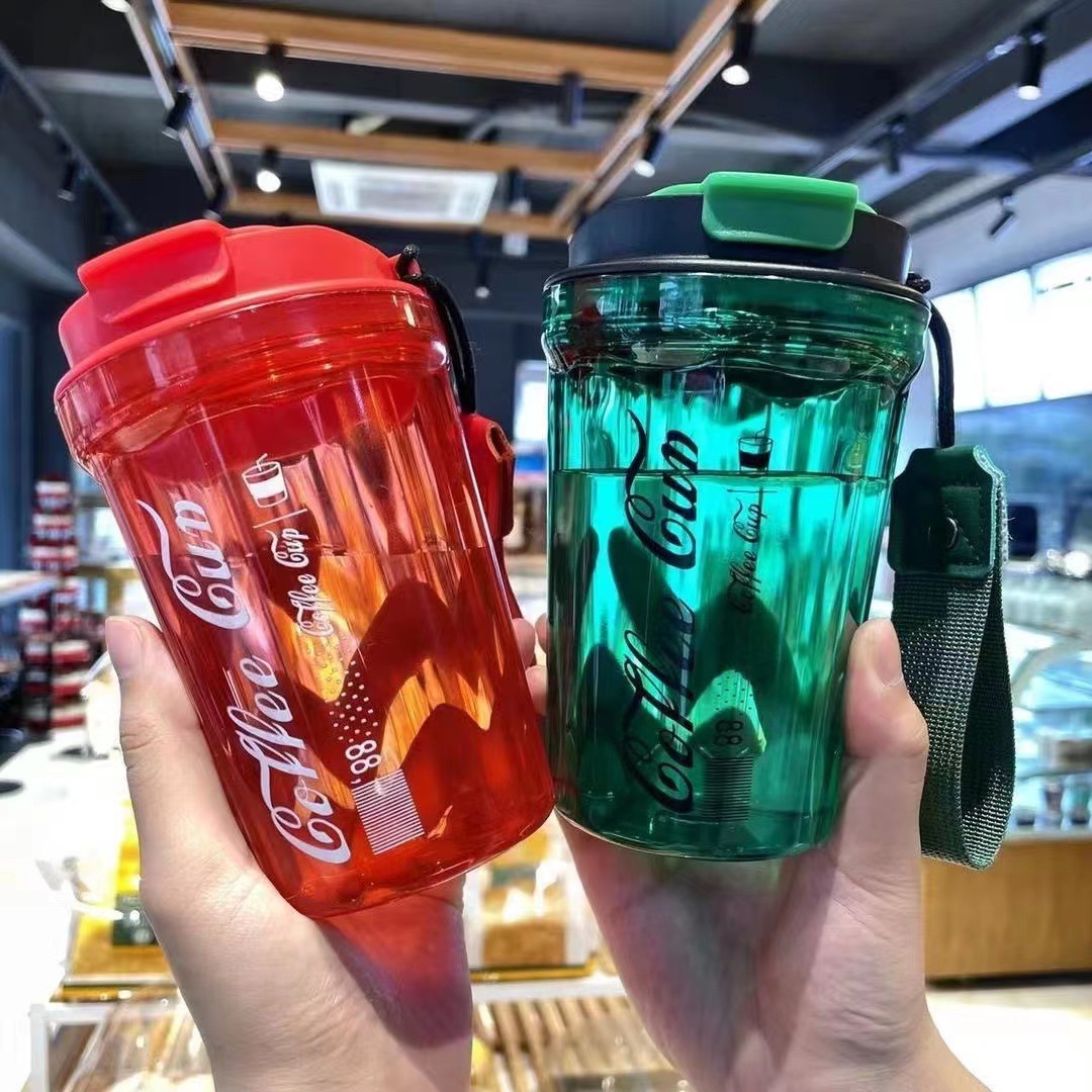 High appearance level portable coffee plastic cup for teenage girls and students, exquisite portable handle cup, casual water cup, one-piece consignment Specification drawing