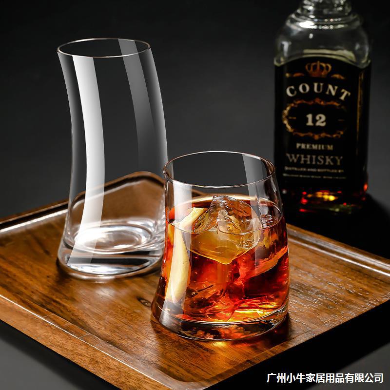 Wholesale of popular Instagram irregular-shaped glass cups, Nordic creative sail cups, crescent cups, juice cups and cocktail cups Specification drawing