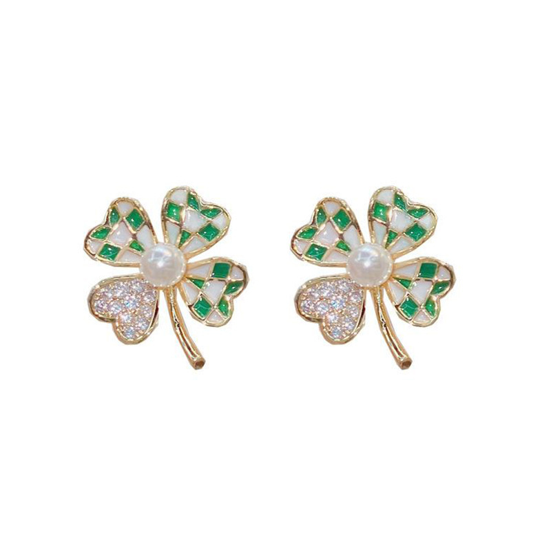s925 silver needle, fashionable and simple, diamond-encrusted green checkered four-leaf clover stud earrings, exquisite and small, versatile earrings and earrings for women Item Picture